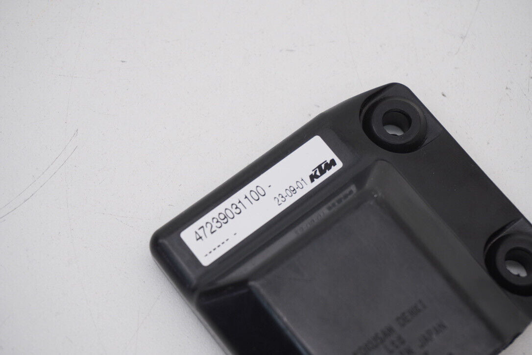 6213257